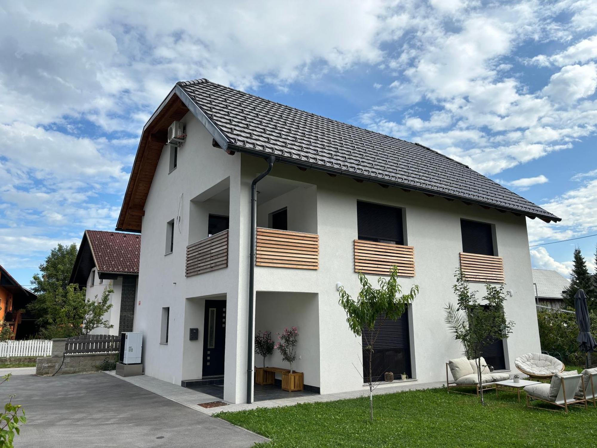 Aura Apartments Zirovnica Exterior photo