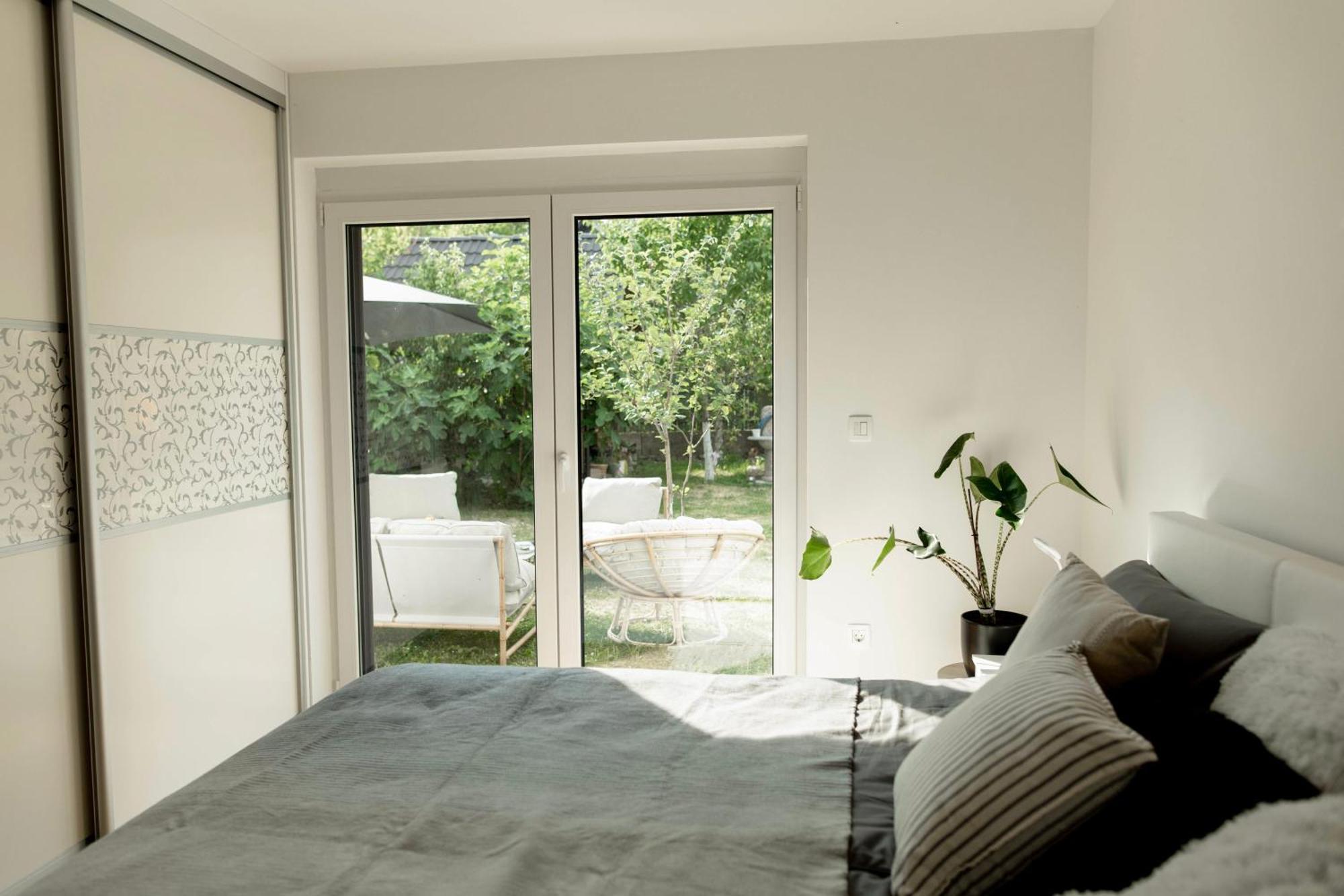 Aura Apartments Zirovnica Exterior photo